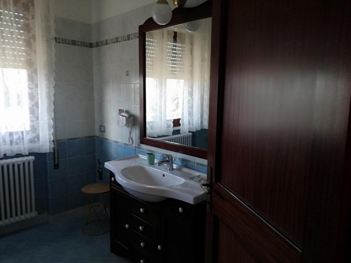 B&B Tra Mare E Marmo Марина-ді-Каррара Екстер'єр фото